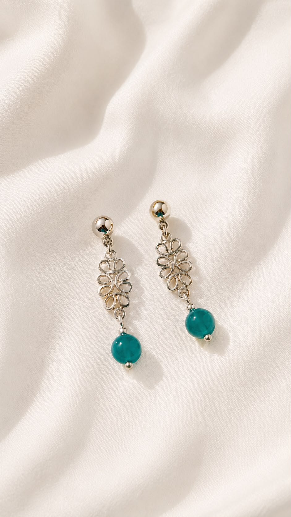 Parure Lucrezia con collana e orecchini in agata verde naturale e argento 950 realizzata a mano da OSADA Gioielleria