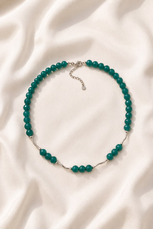 Parure Lucrezia con collana e orecchini in agata verde naturale e argento 950 realizzata a mano da OSADA Gioielleria