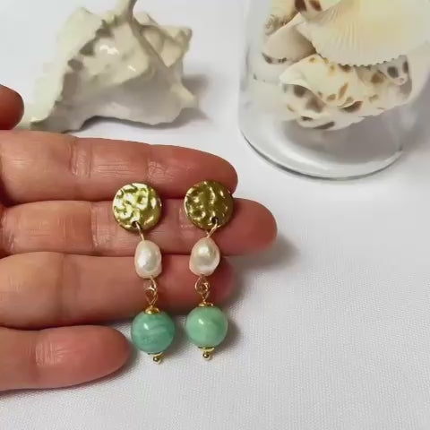 Carica il video: Così nasce i nostri orecchini Marea